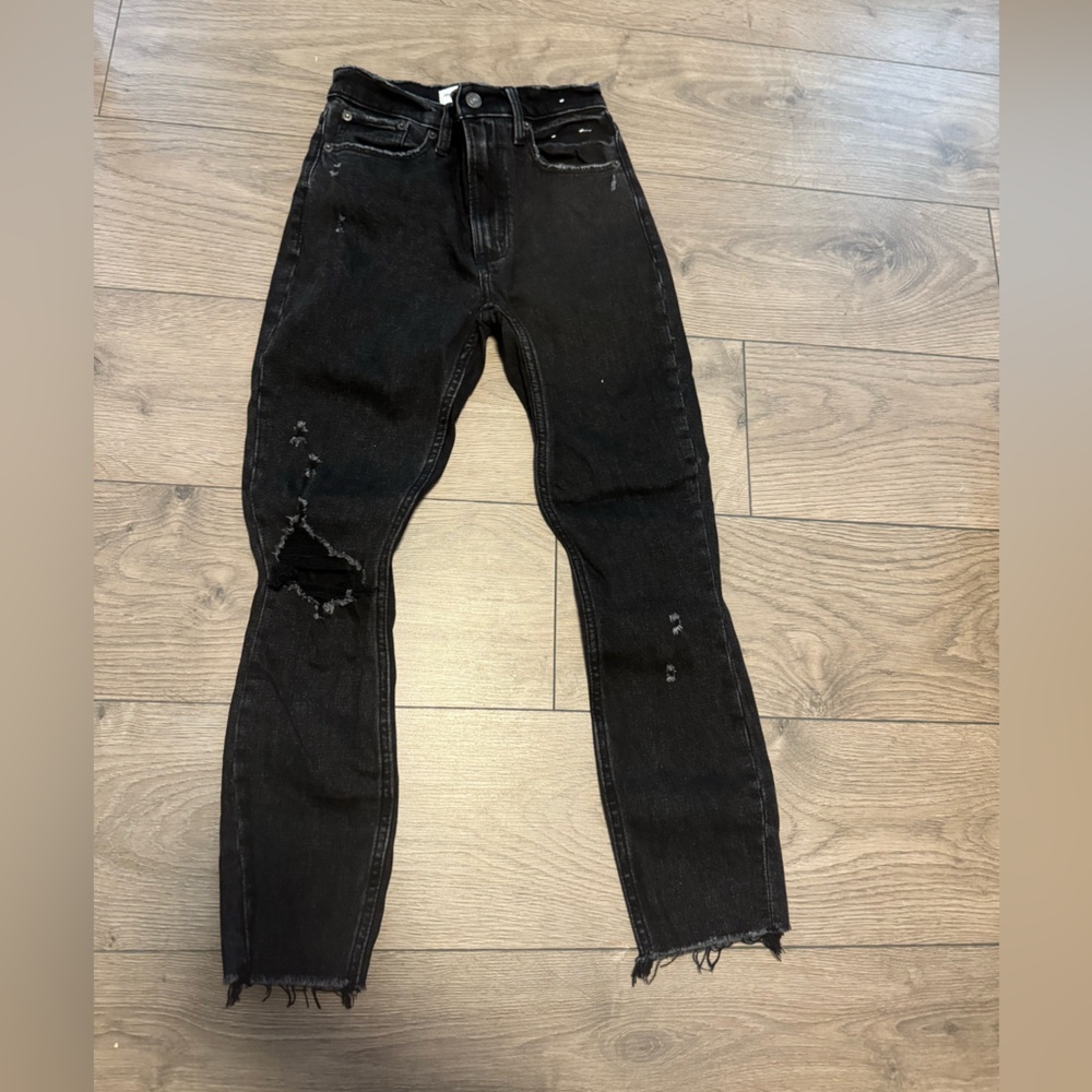 Abercrombie & Fitch The Skinny High Rise Jeans